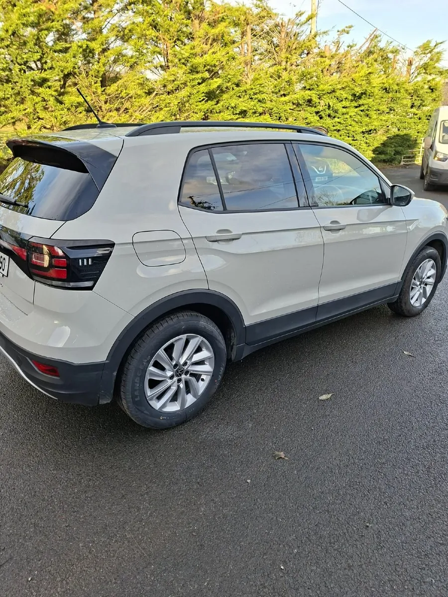Volkswagen T-Cross 2023 - Image 1