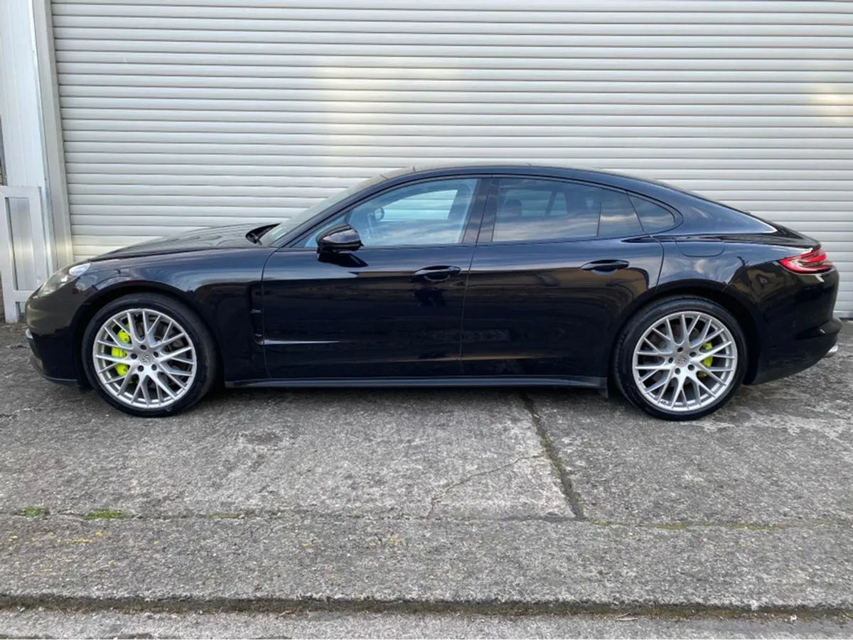 Porsche Panamera 4 E-HYBRID @Waltons Garage Ranela - Image 3