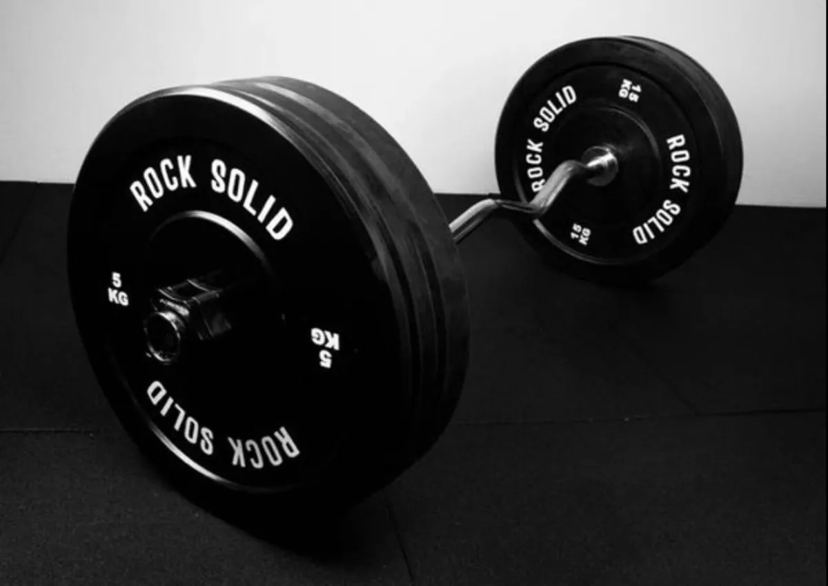 EZ curl bar + weights 68kg (new) - Image 1