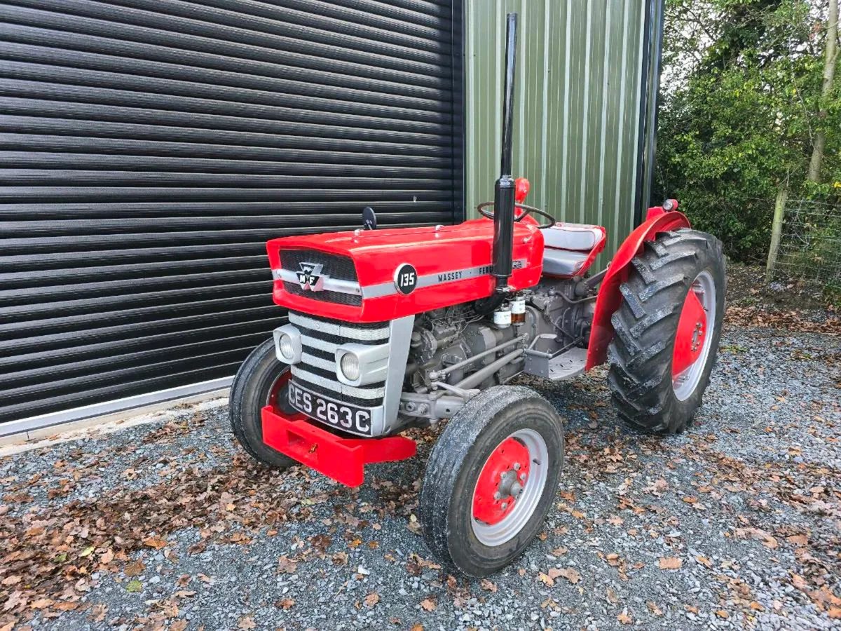 1965 massey ferguson 135 vintage tractor - Image 3