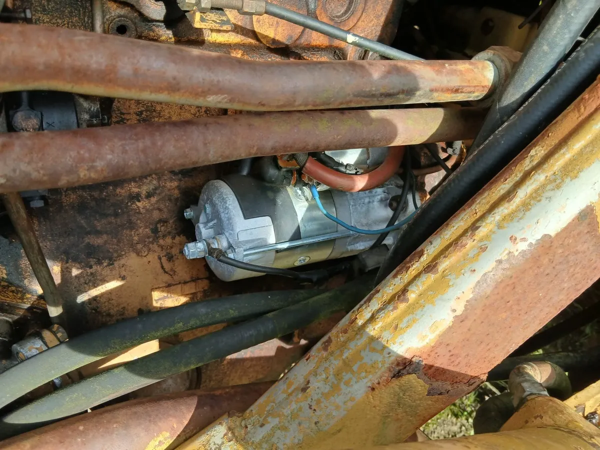 MF 50H  digger - Image 3