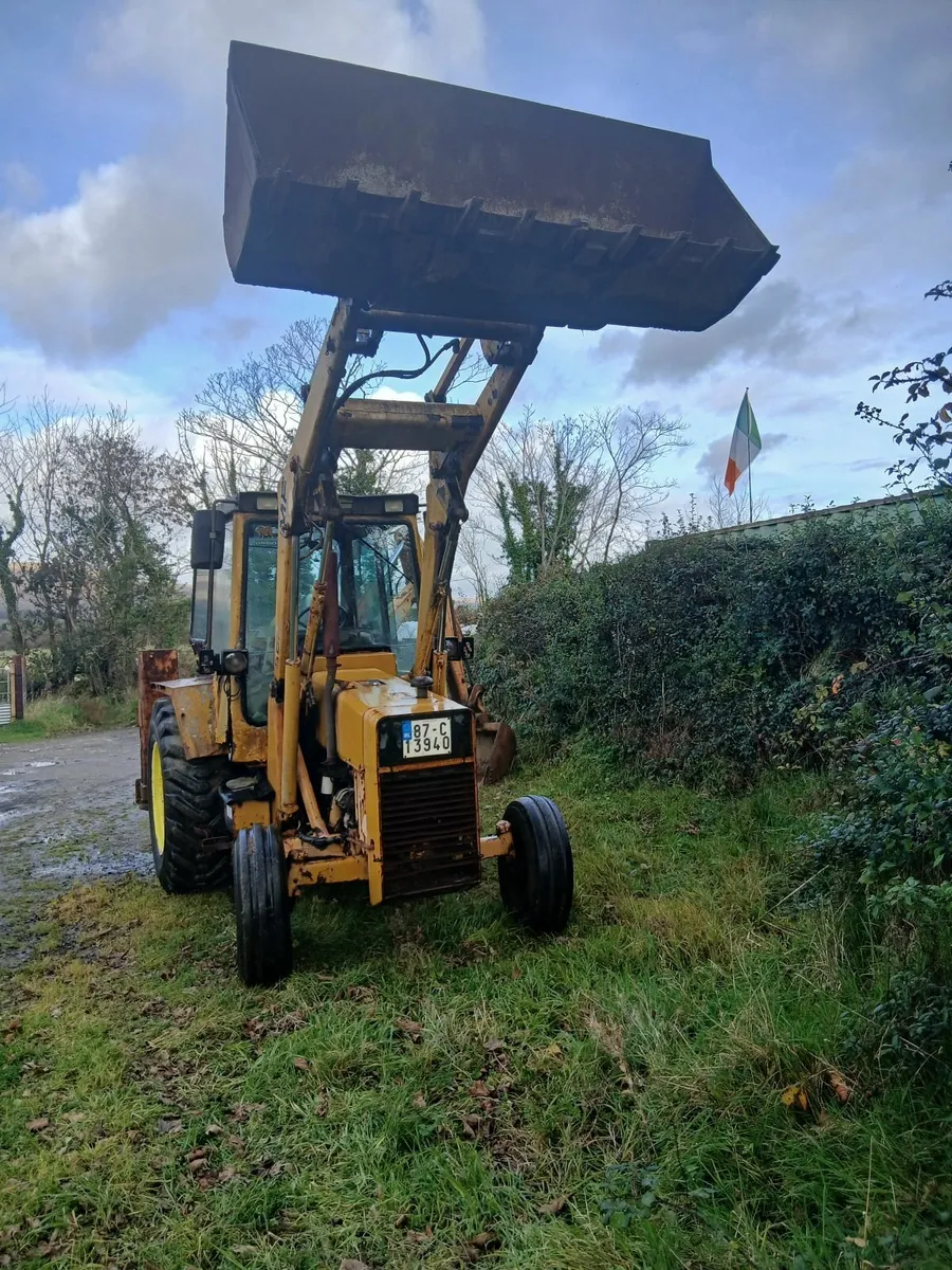 MF 50H  digger - Image 2
