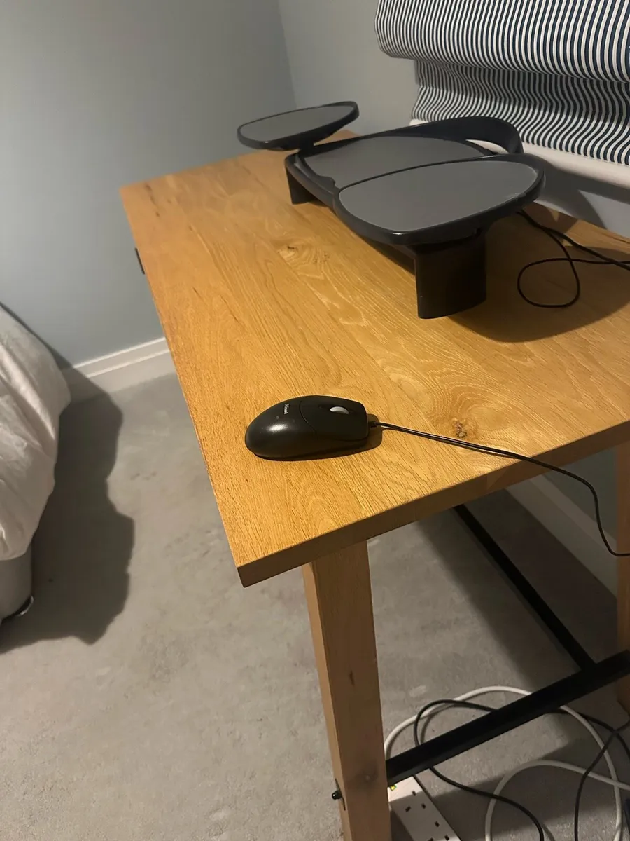 Office Desk - Image 3