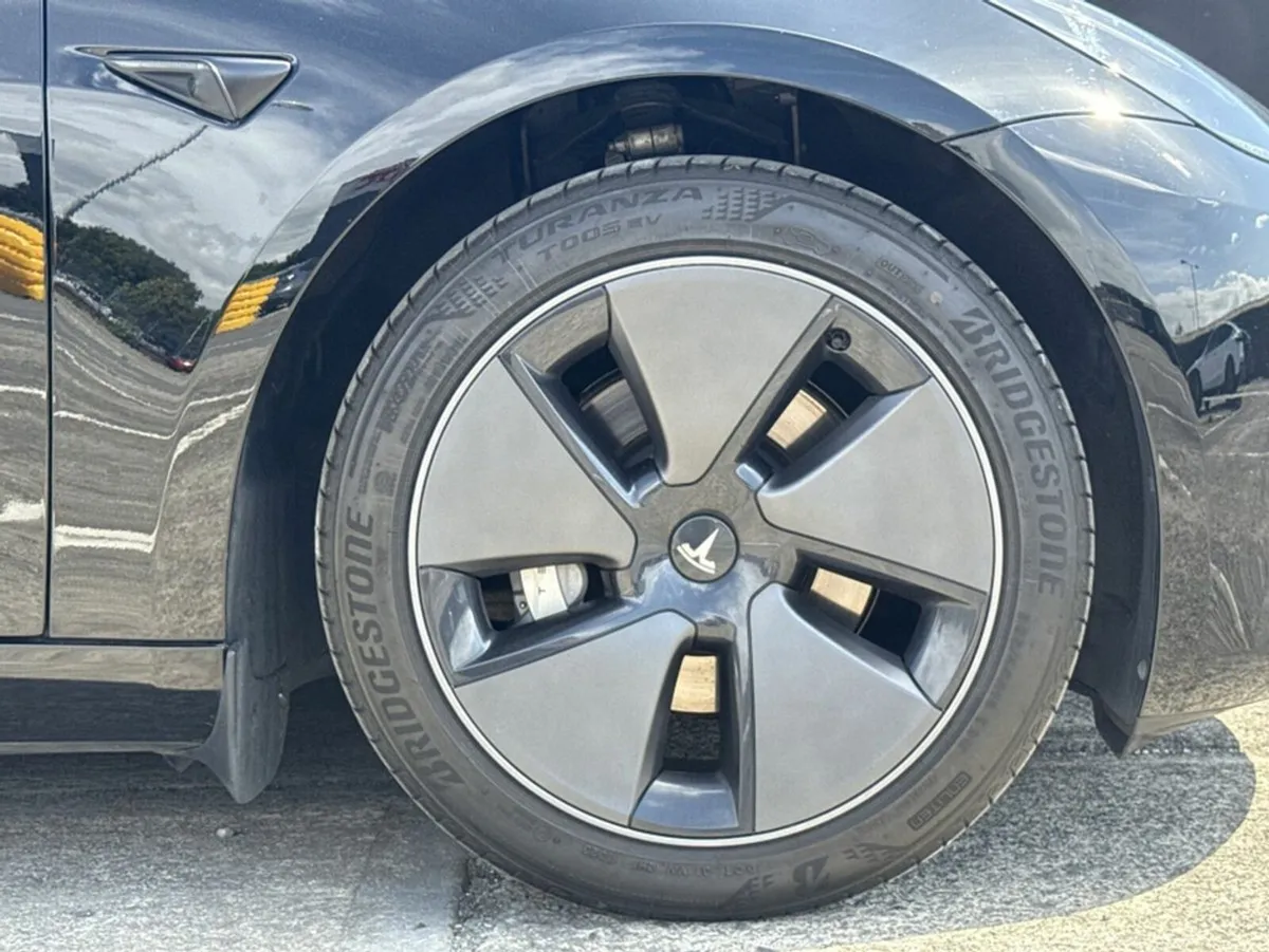 Tesla Model 3 Rear Wheel Drive - Image 4