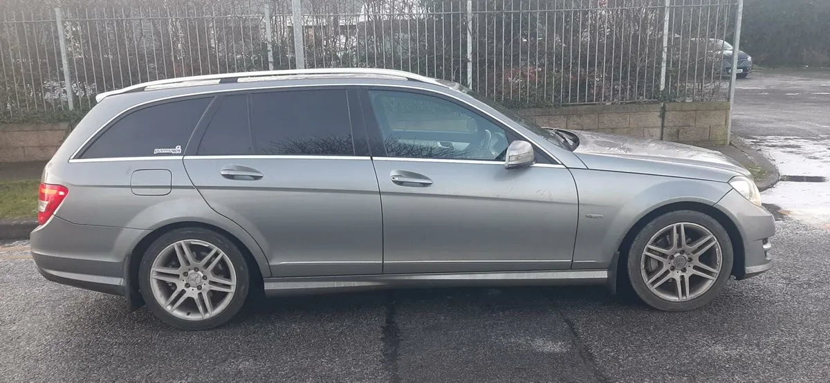 Mercedes c250 sport - Image 2