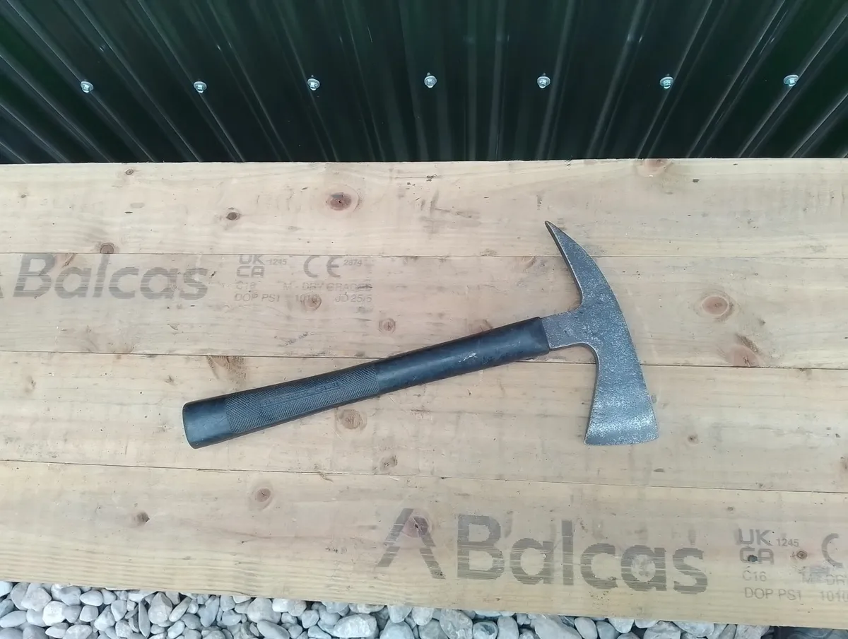 Fireman's Axe - Image 2