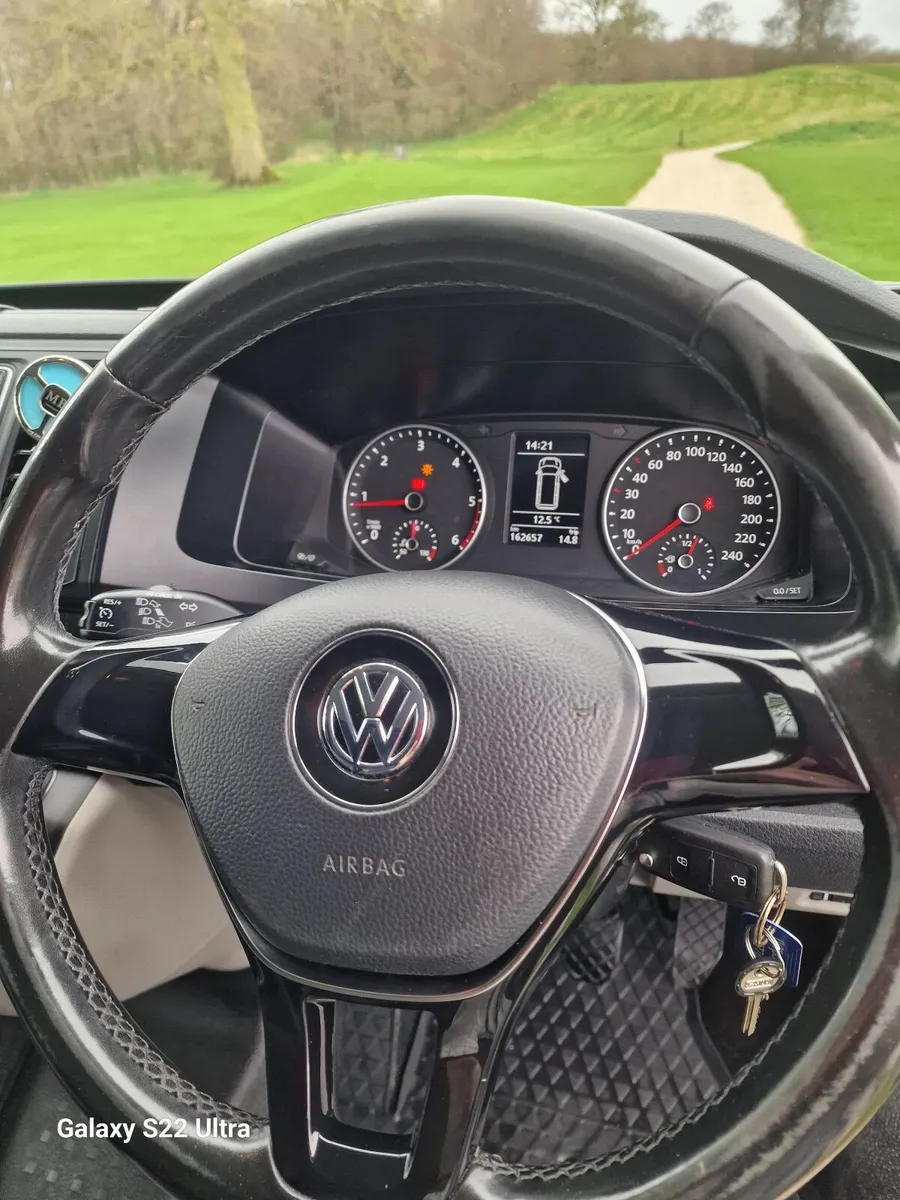 Volkswagen Transporter 2019 - Image 3