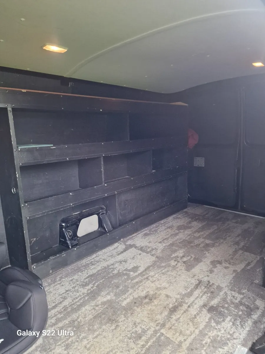 Volkswagen Transporter 2019 - Image 4