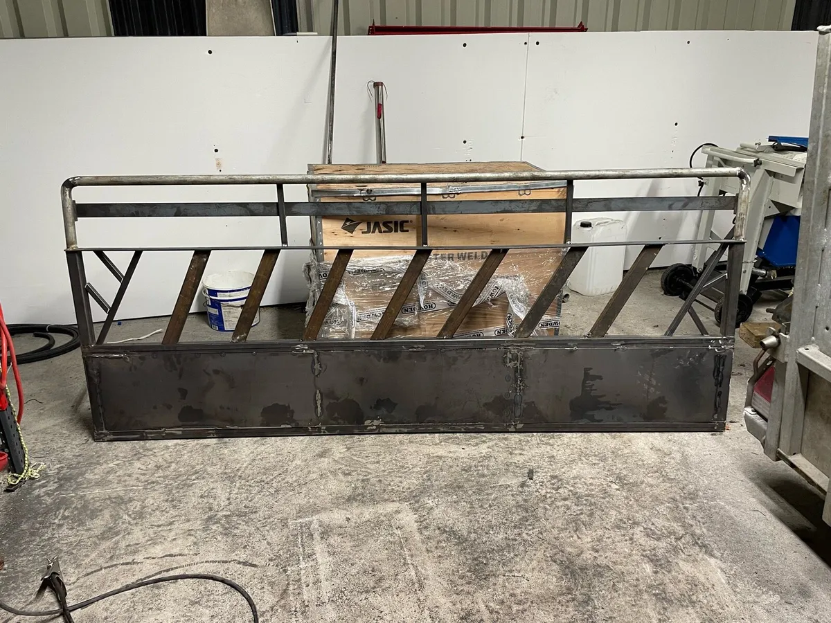 Sheep feeding barriers - Image 1