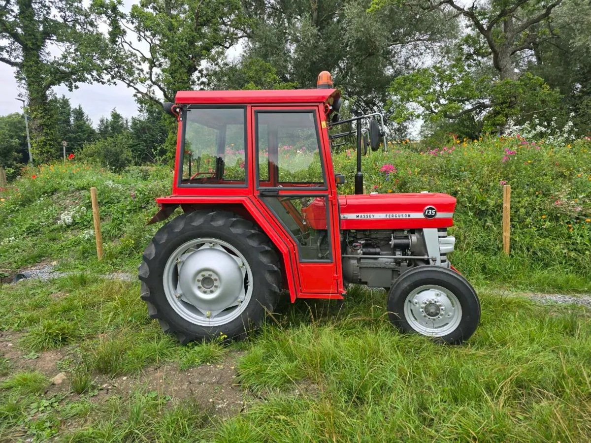 1970 Massey ferguson 135 vintage  Tractor with cab - Image 1