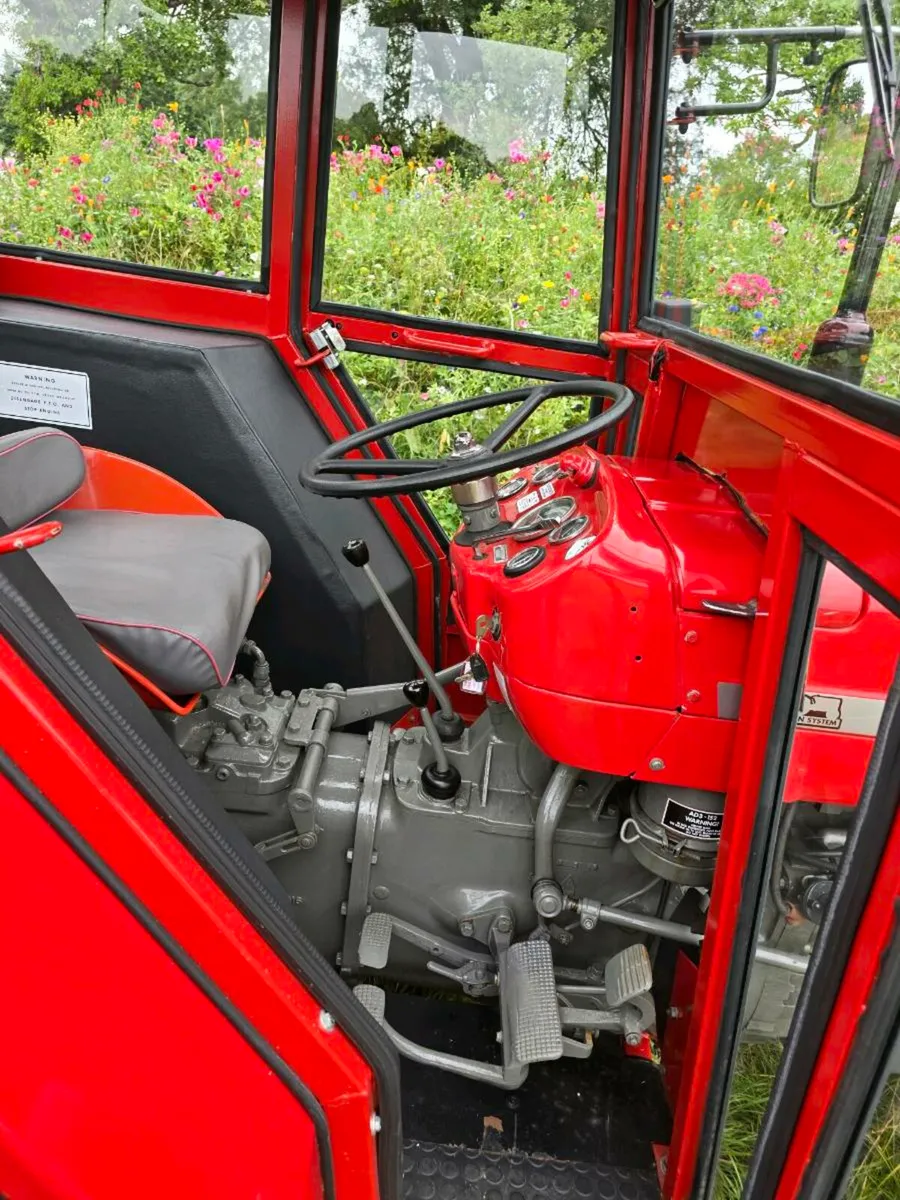 1970 Massey ferguson 135 vintage  Tractor with cab - Image 4