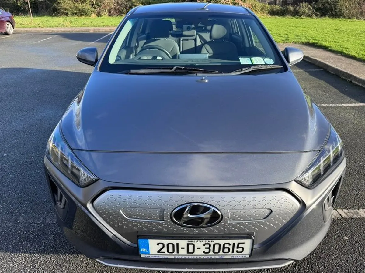 2020 Hyundai Ioniq - Image 3
