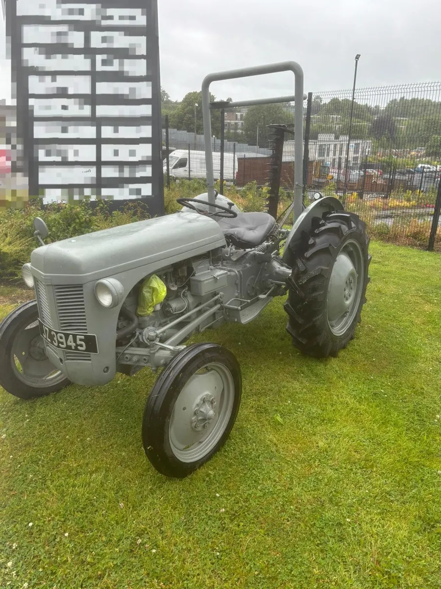 1950 grey fergie vintage tractor cutting bar - Image 1