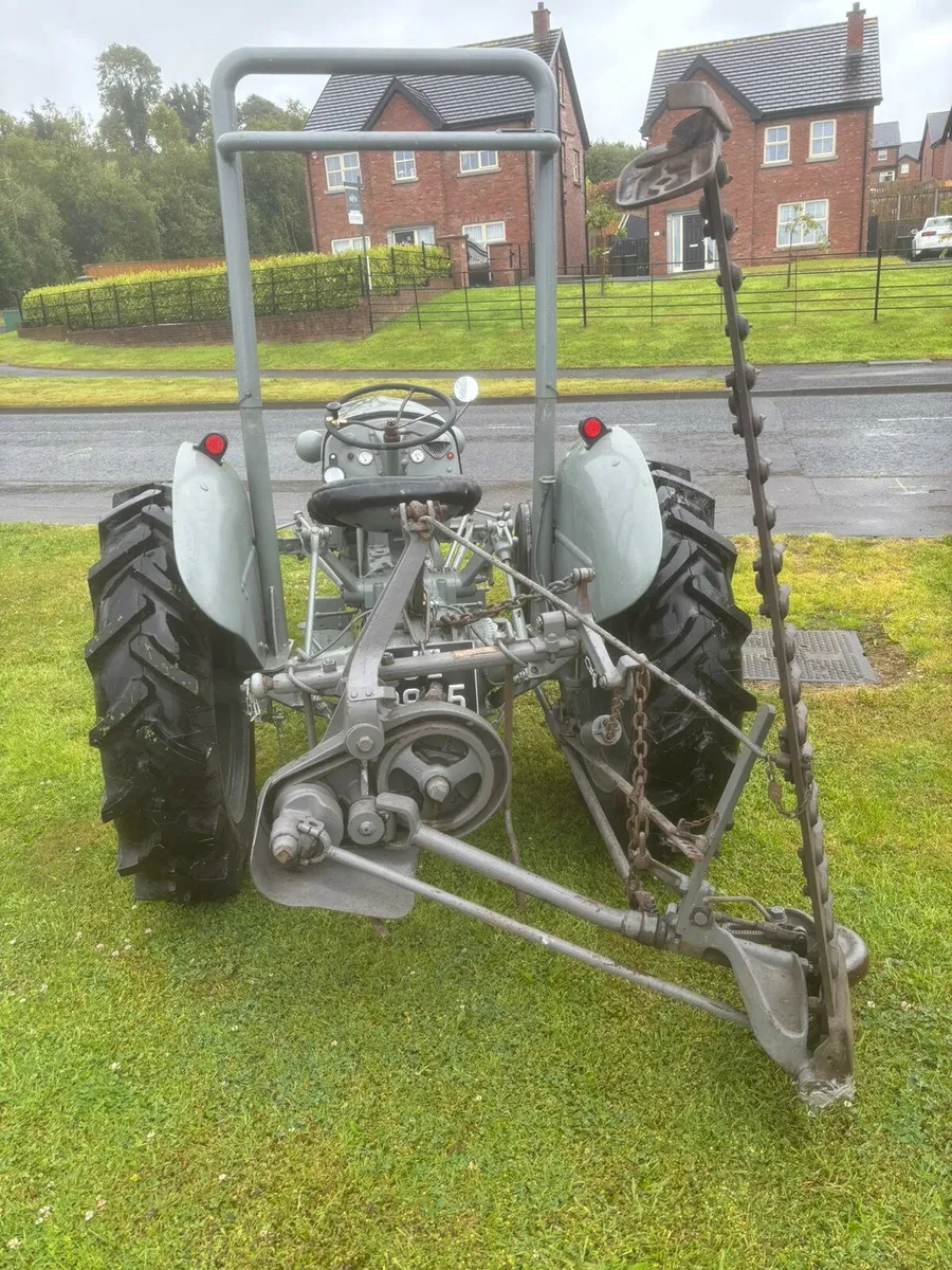 1950 grey fergie vintage tractor cutting bar - Image 3