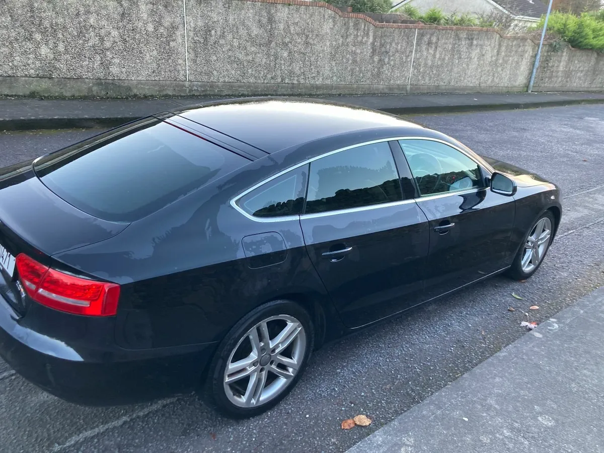 Audi A5 2010 - Image 4