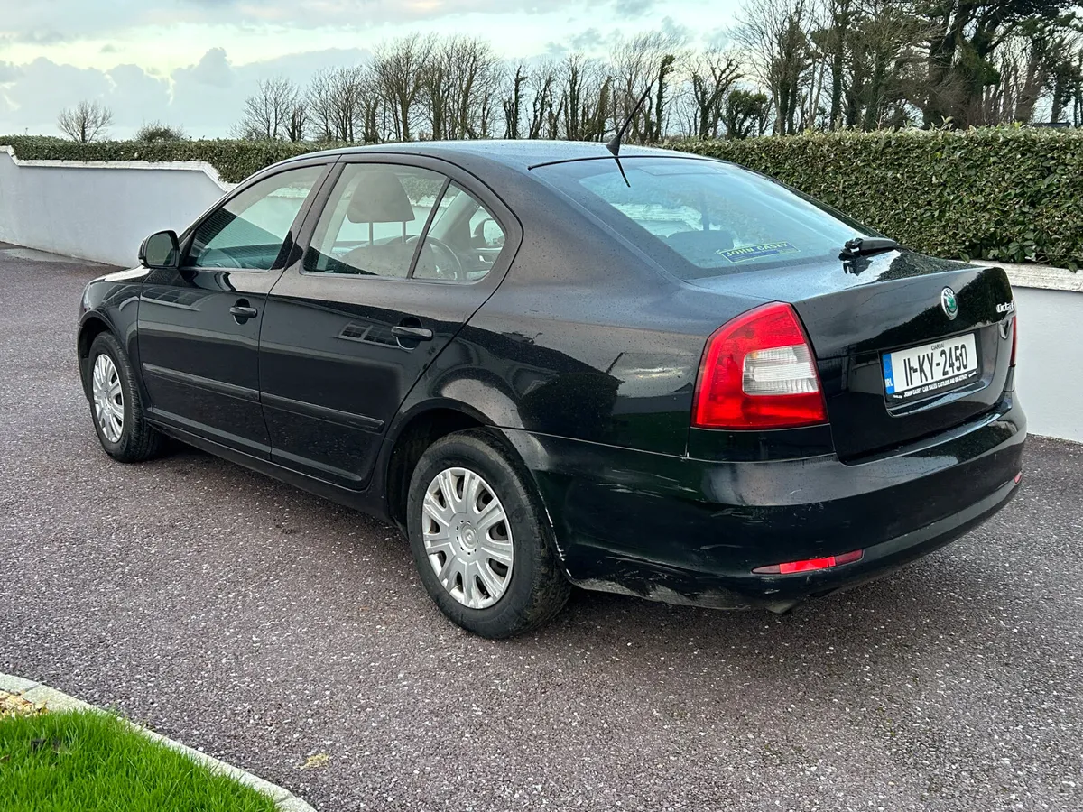 Skoda Octavia 2011 new NCT tax low miles - Image 3