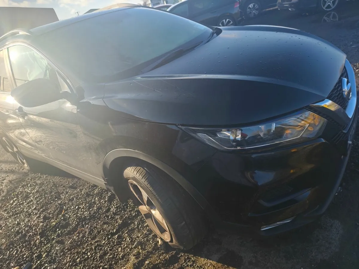 202 nissan Qashqai - Image 1