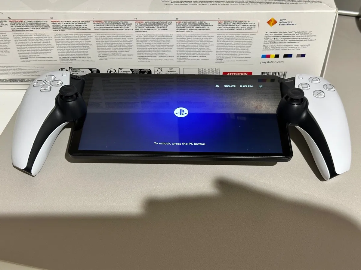 PlayStation Portal Bundle - Mint Condition - Image 3