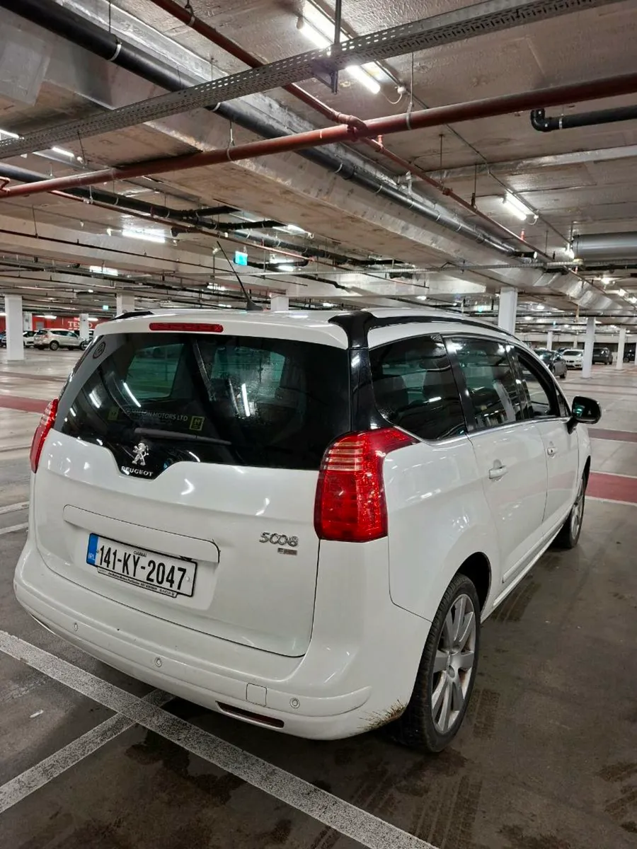 PEUGEOT 5008 2014 AUTOMATIC 7 SEATER LOW KM - Image 4