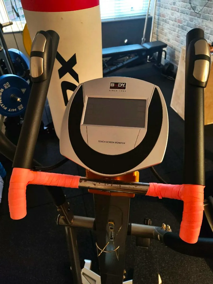 Cross trainer - Image 4