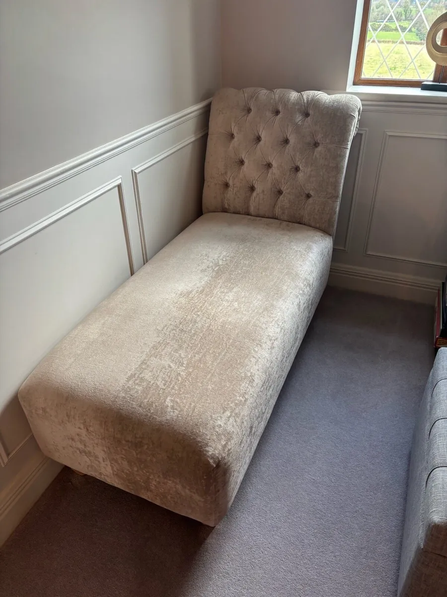 Chaise lounge - Image 1