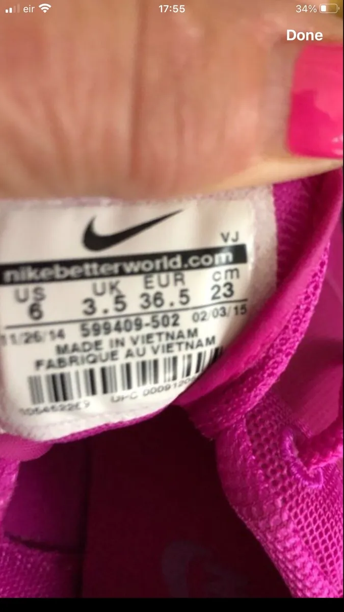 Girls Nike trainers size 3.5 €20 - Image 3