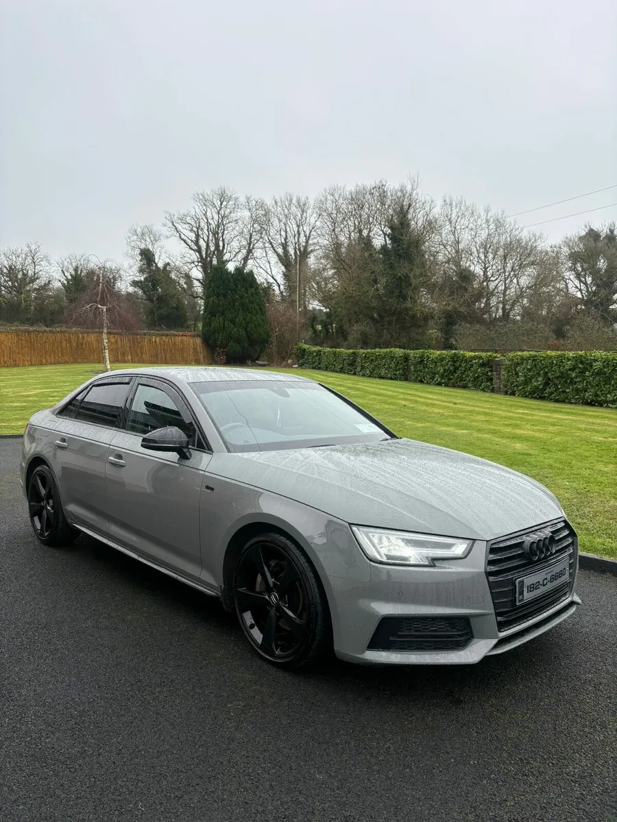 Audi A4 FULL S-LINE *190 BHP* manual - Image 3