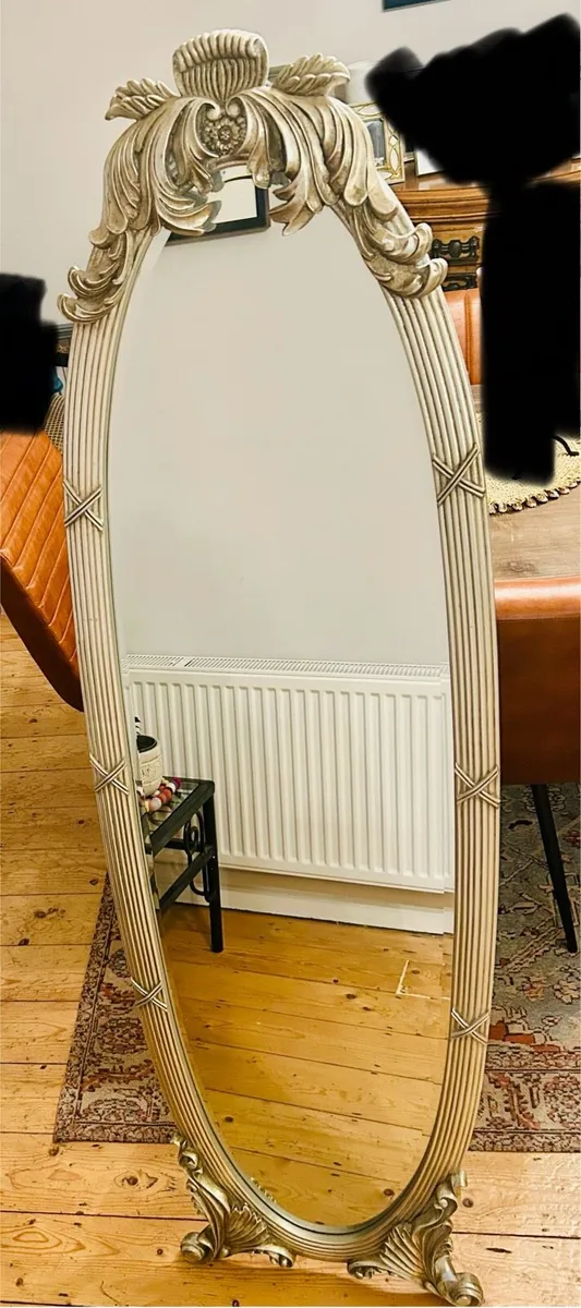 Ornate bedroom mirror - Image 1