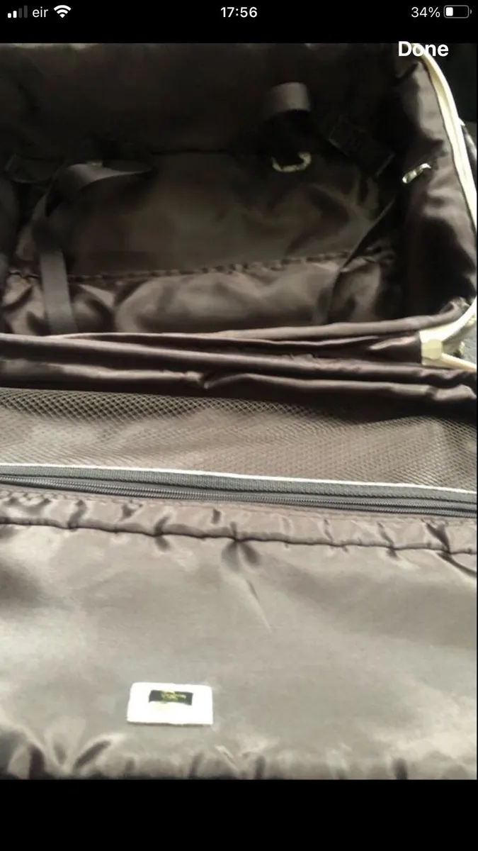 New small suitcase €25 - Image 4