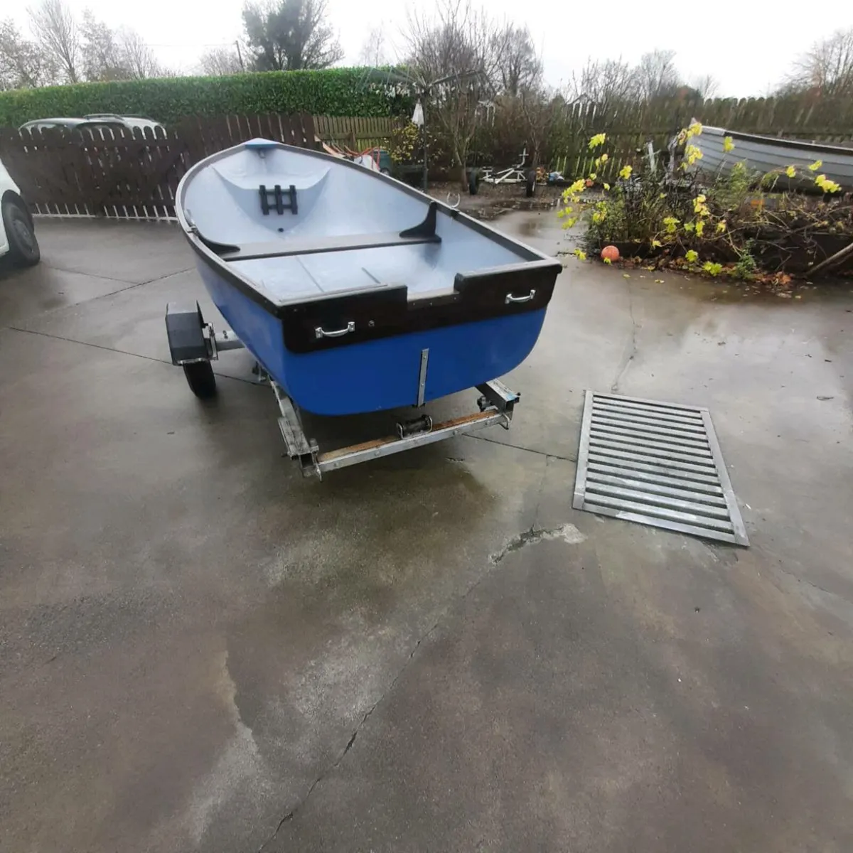 13ft fiberglass boat - Image 3