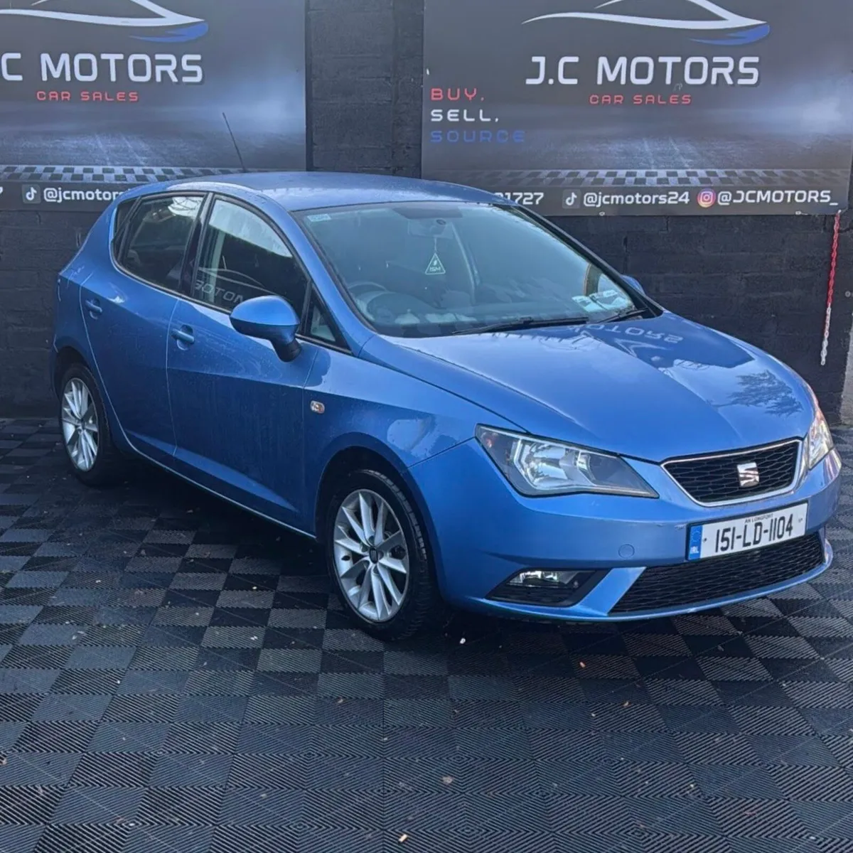 2015 Seat Ibiza (Low KM) - Image 1