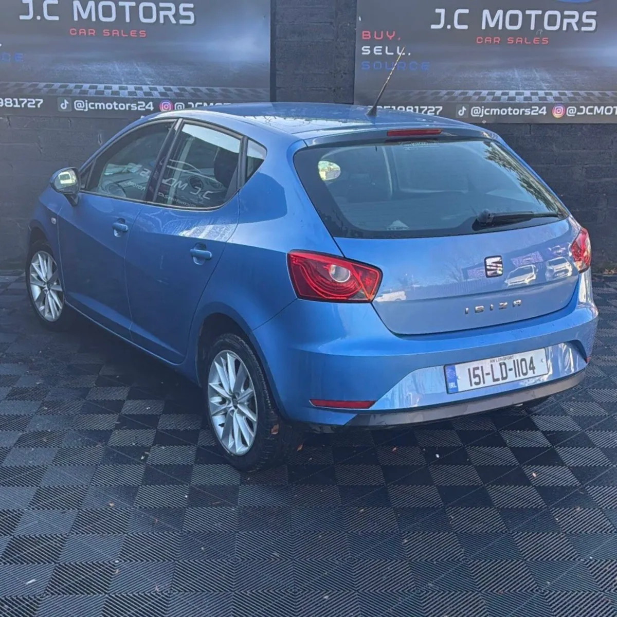 2015 Seat Ibiza (Low KM) - Image 4