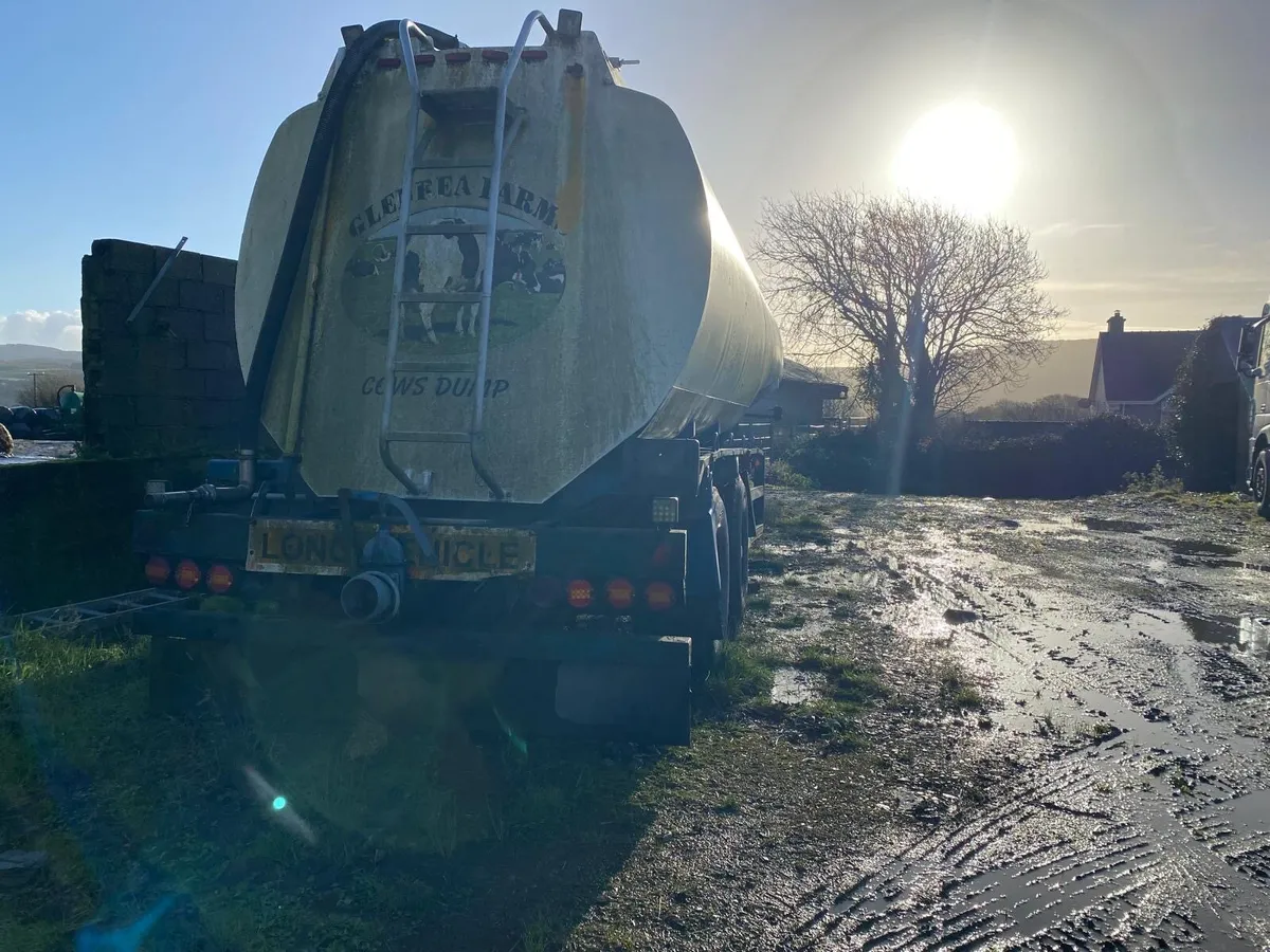 2 slurry tankers - Image 4