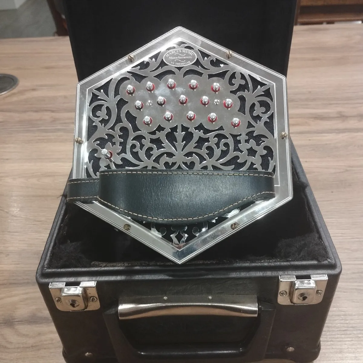 Marcus Concertina - Image 1