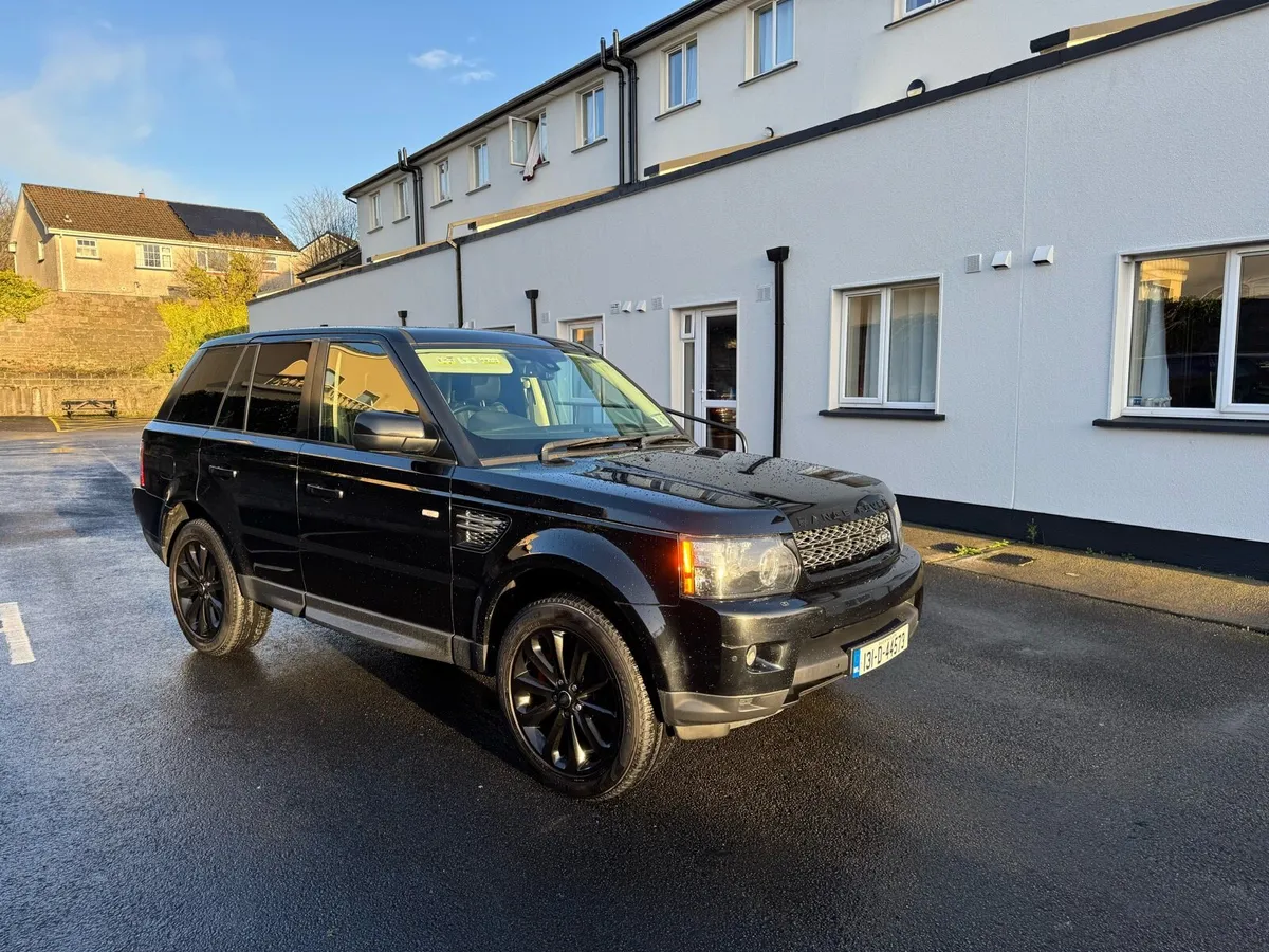 Range Rover Sport 3.0 SDV6 HSE Black Edition - Image 1