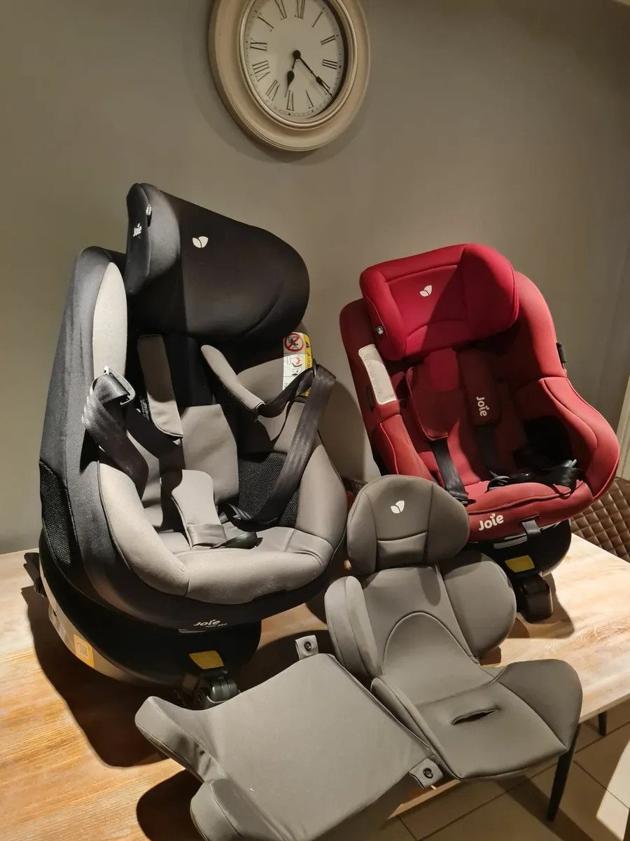 Car seat - Image 1