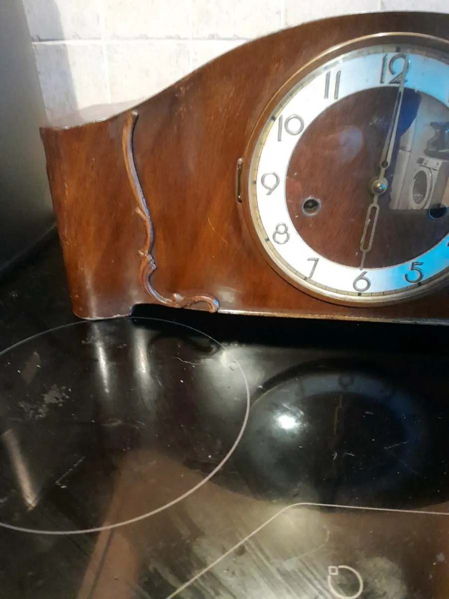 Vintage mantle clock - Image 1