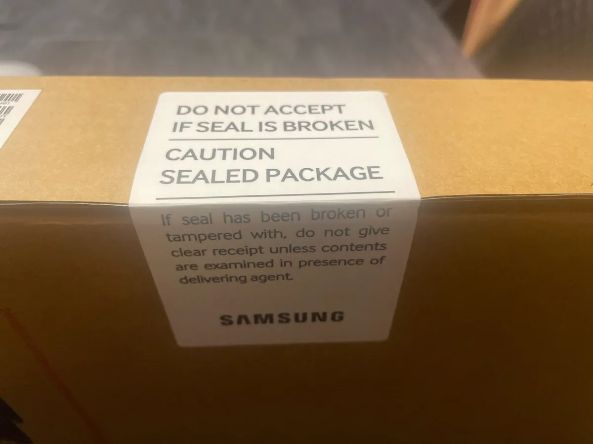 Samsung Galaxy Chromebook Go - Image 4