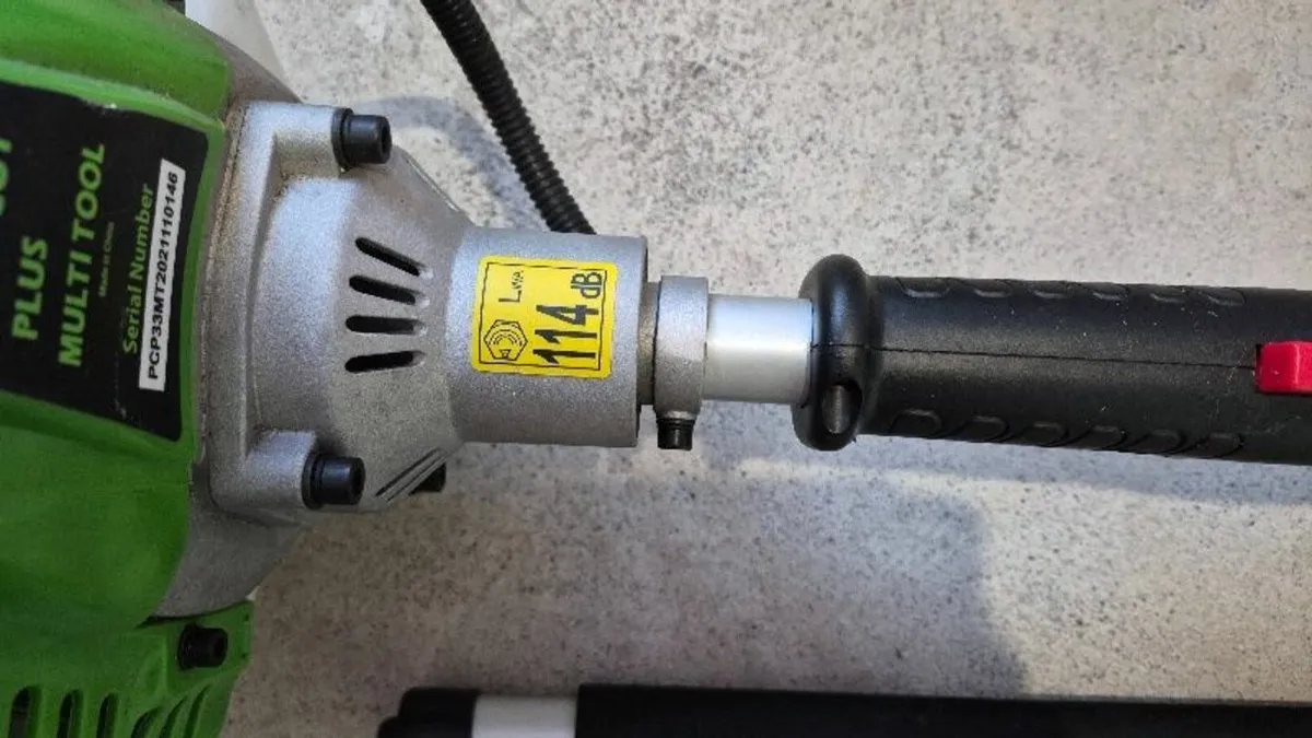 Brush cutter, Strimmer 4 in 1 - Image 4