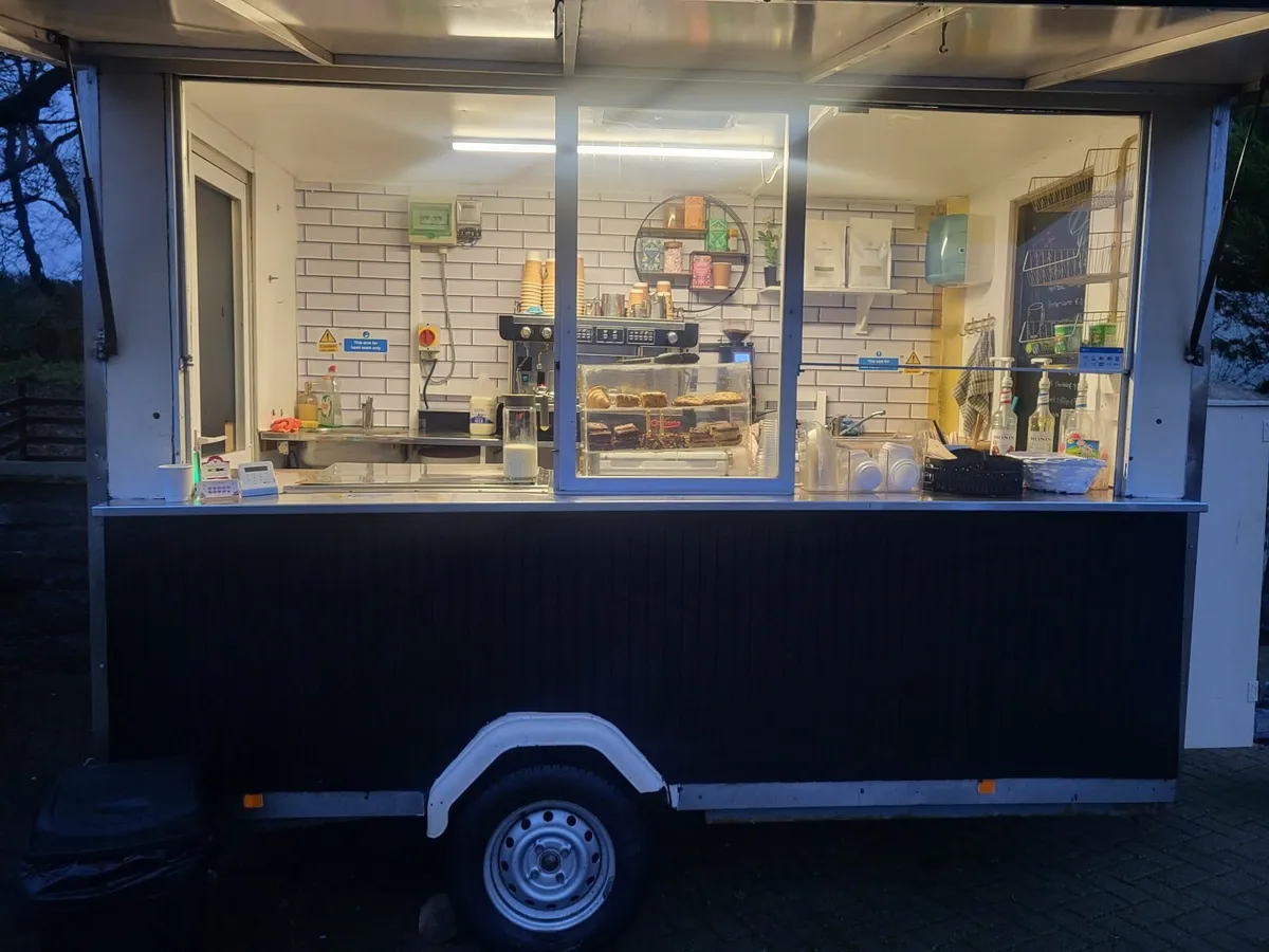 Coffee/catering trailer - Image 4