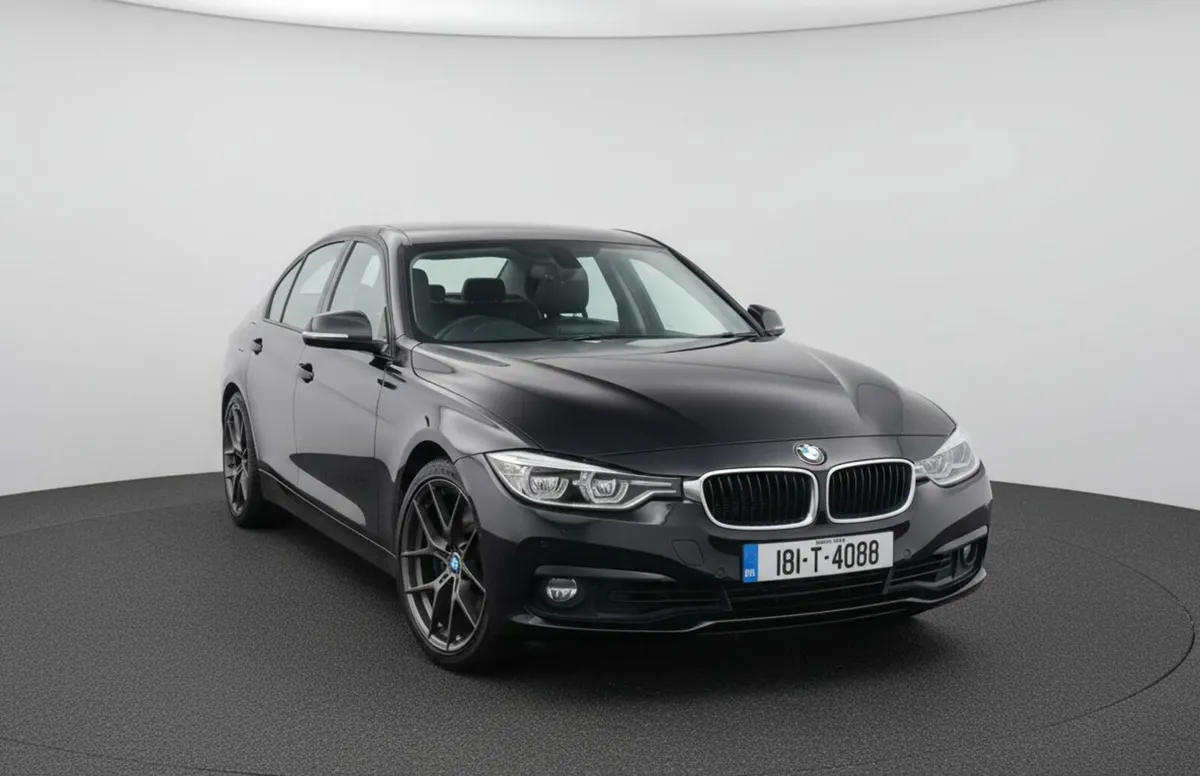 BMW 3-Series 2018 - Image 1