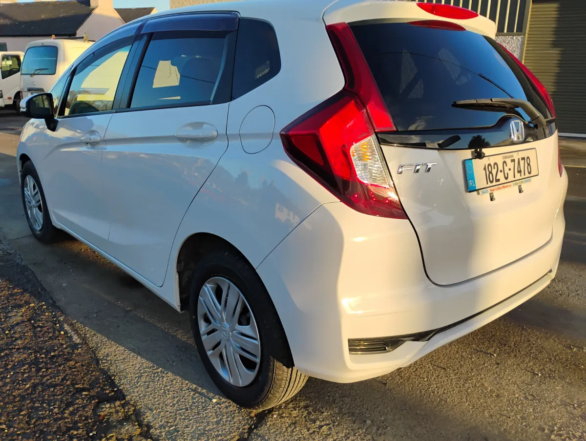 Honda Fit 2018 - Image 3