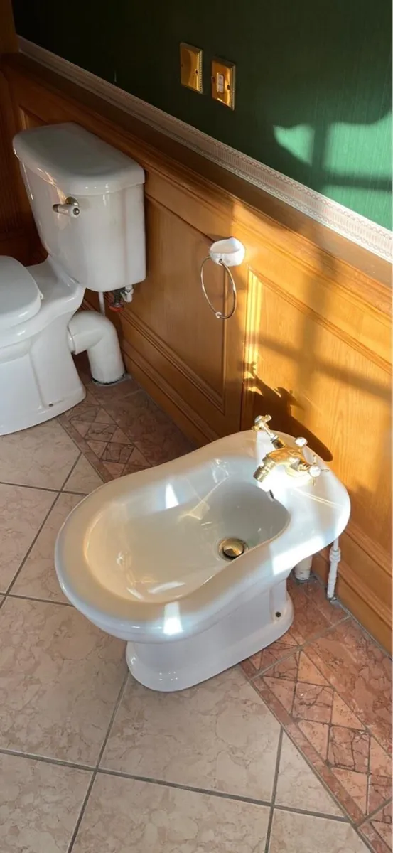 Bidet - Image 1