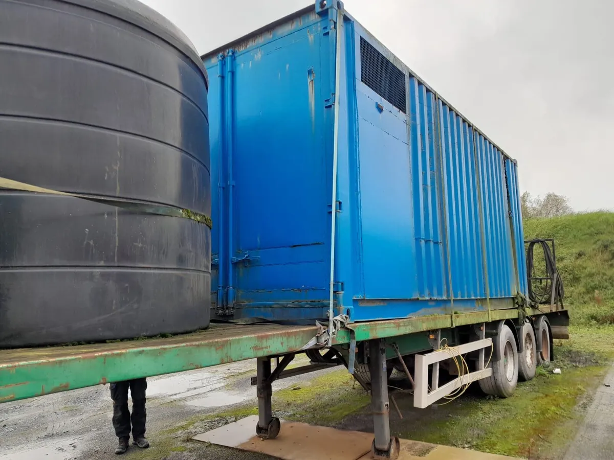 700KVA Cummings Generator - Image 4