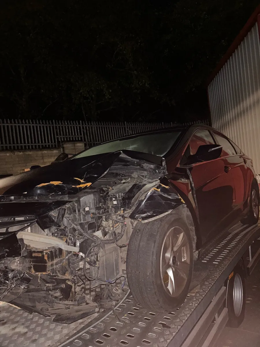 Hyundai i40 2014 1.7Crdi parts - Image 3