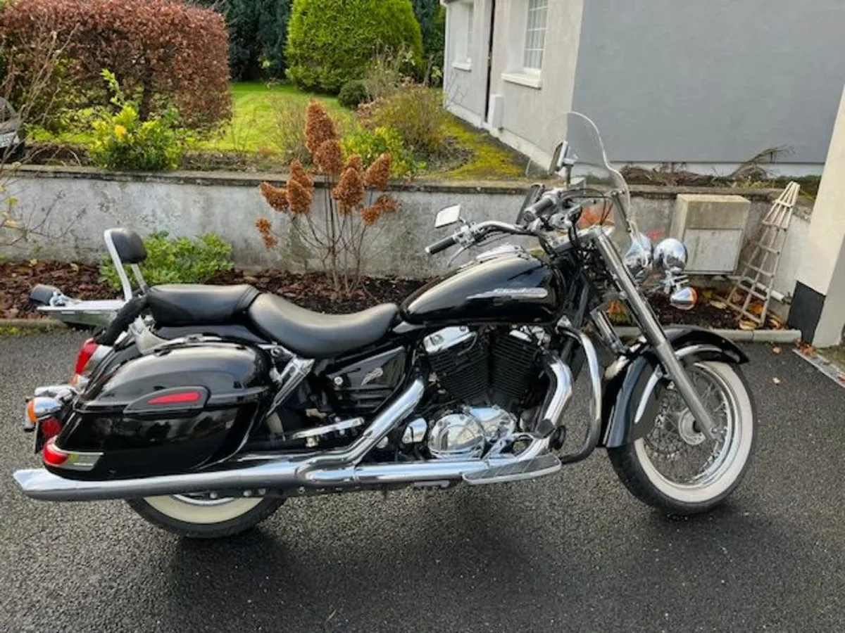 1100cc Honda Shadow Motorcycle - Image 1