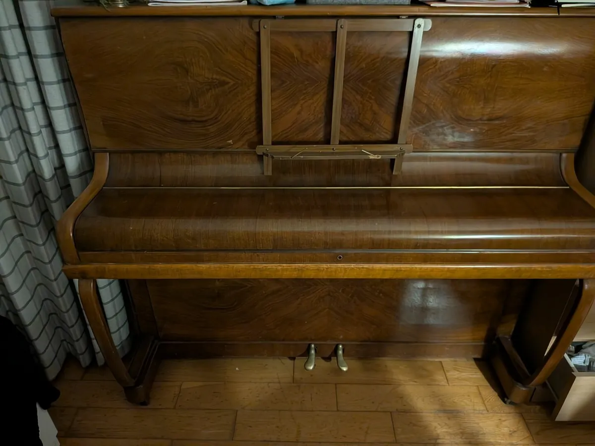 Piano - Image 2