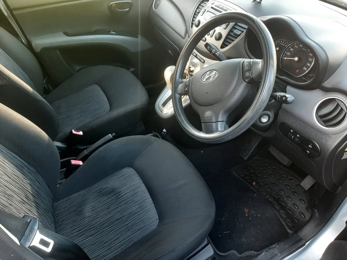HYUNDAI i10 2011 AUTOMATIC 1.2 PETROL - Image 4