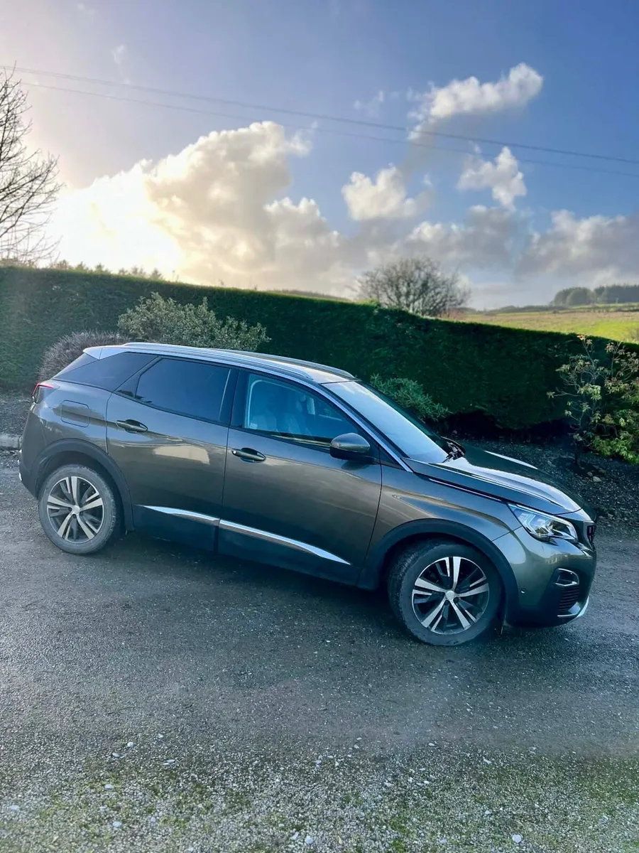 Peugeot 3008 allure automatic - Image 2