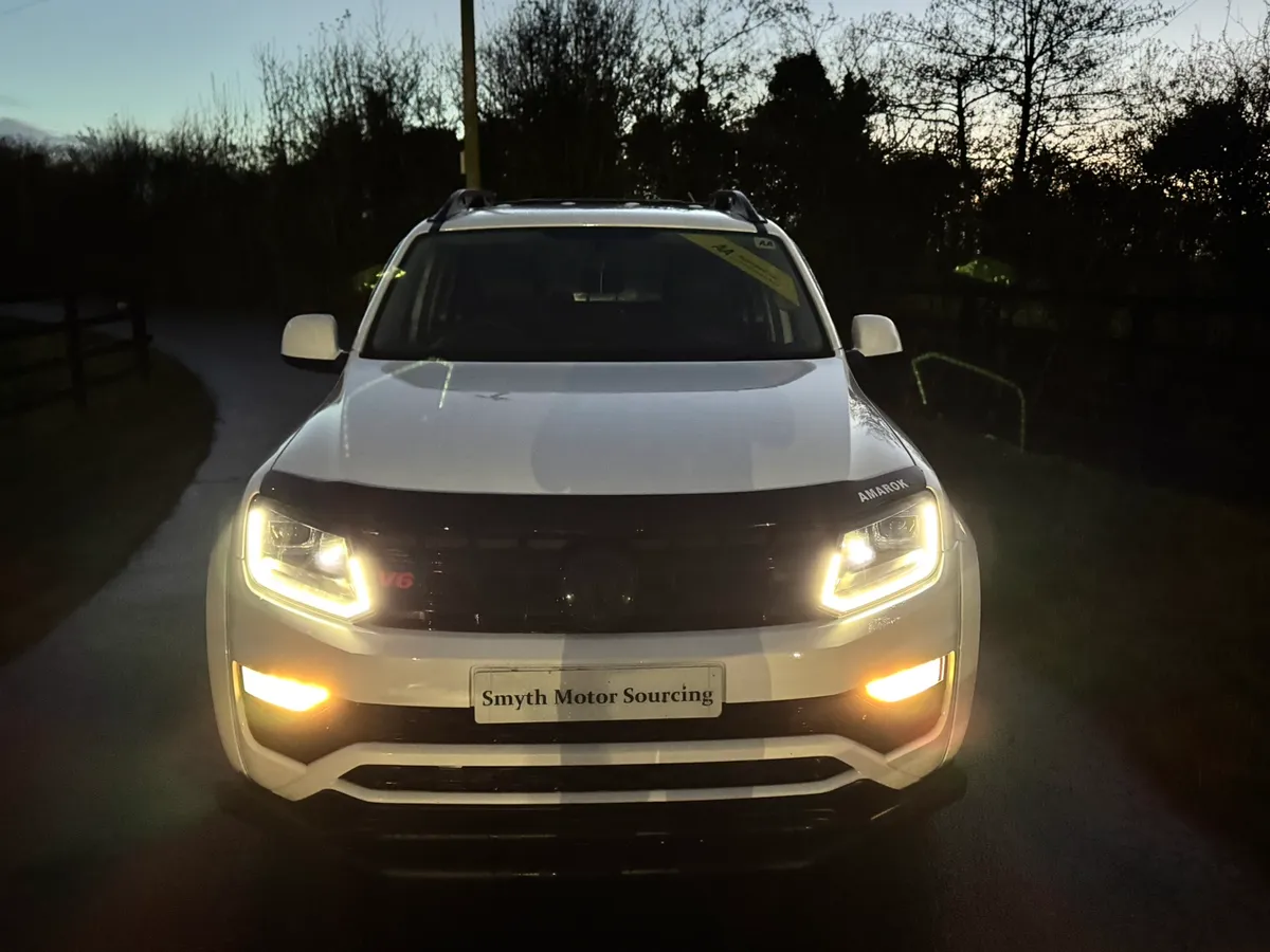 191 Volkswagen Amarok Black Ed BEAUTY***** - Image 4